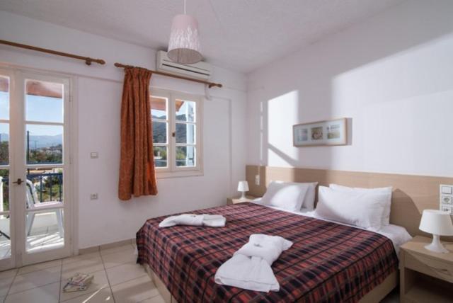 Castello Apartments Stalís Ngoại thất bức ảnh